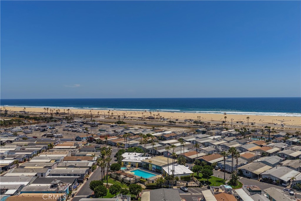 21851 Newland, Huntington Beach CA 92646 - photo 4