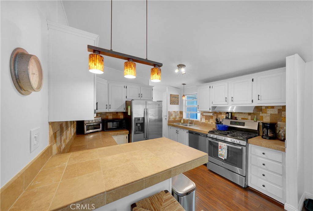 21851 Newland, Huntington Beach CA 92646 - photo 10