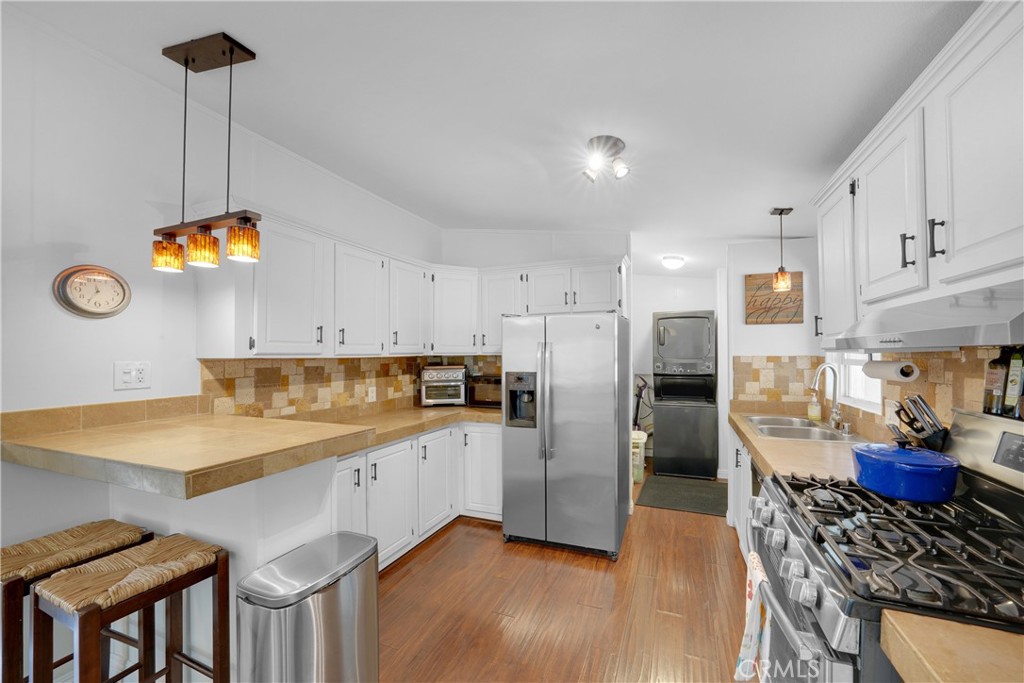 21851 Newland, Huntington Beach CA 92646 - photo 11