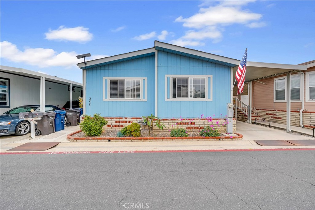 21851 Newland, Huntington Beach CA 92646 - photo 35