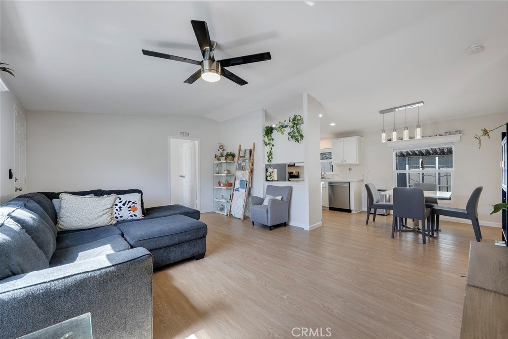 21851 Newland, Huntington Beach CA 92646 - photo 5