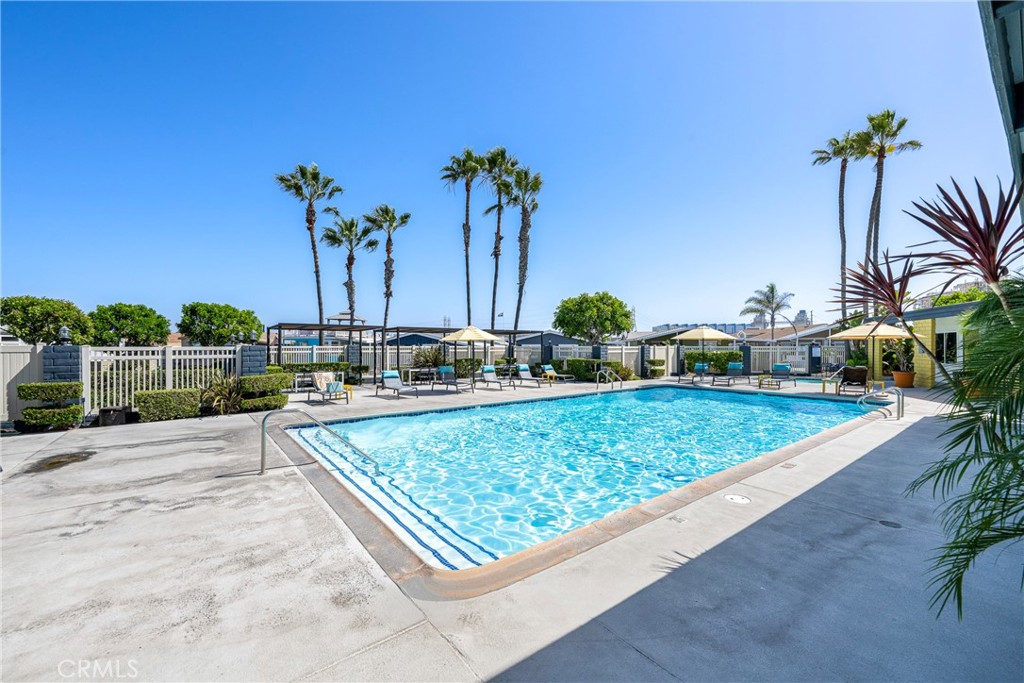 21851 Newland, Huntington Beach CA 92646 - photo 32