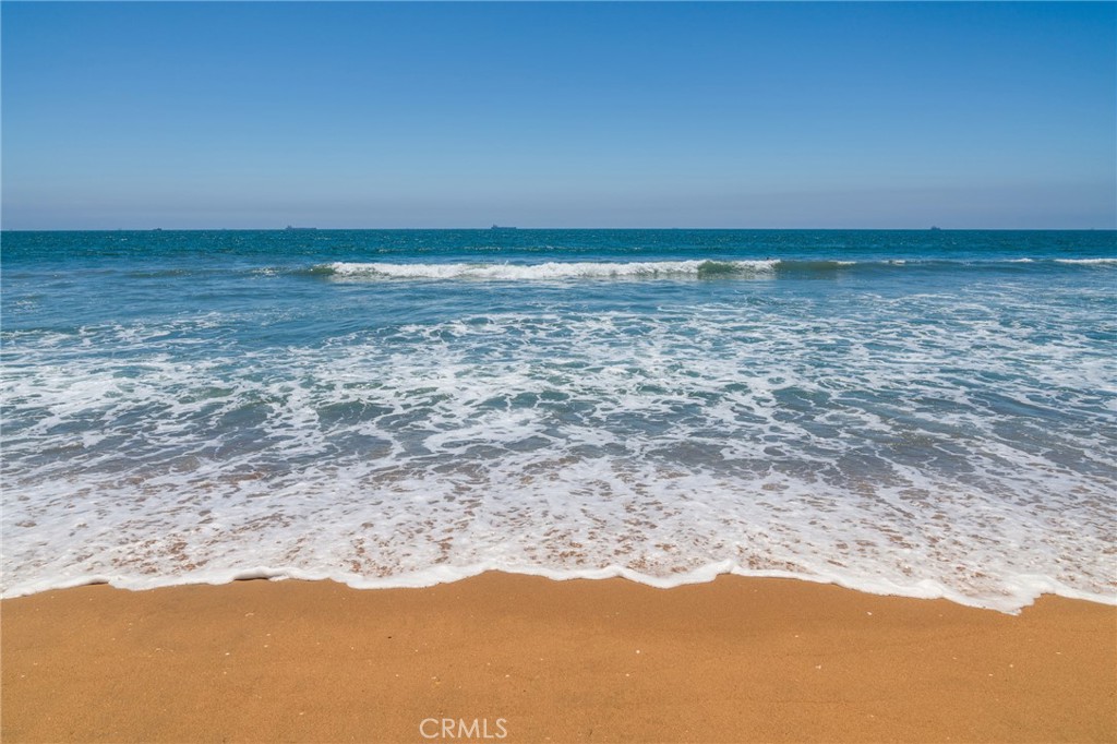 21851 Newland St 266, Huntington Beach CA 92646 - photo 40