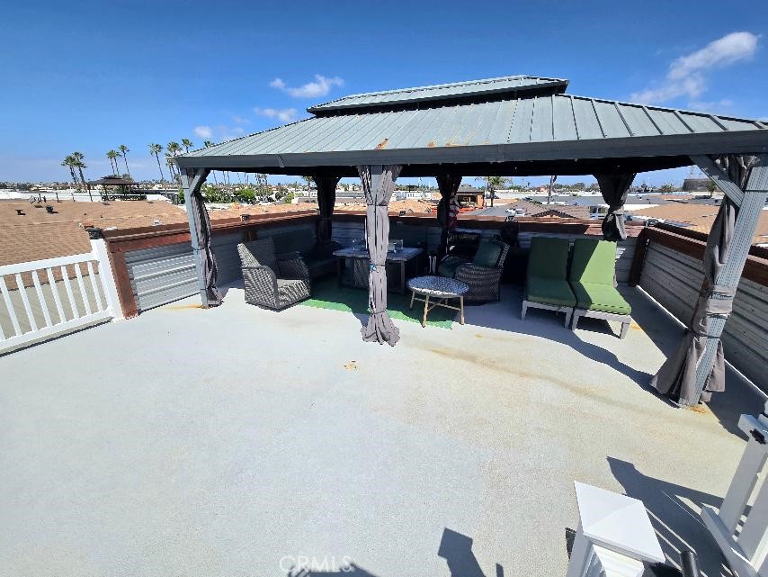 Rooftop Deck - 21851 Newland St 297, Huntington Beach CA 92646 - photo 39