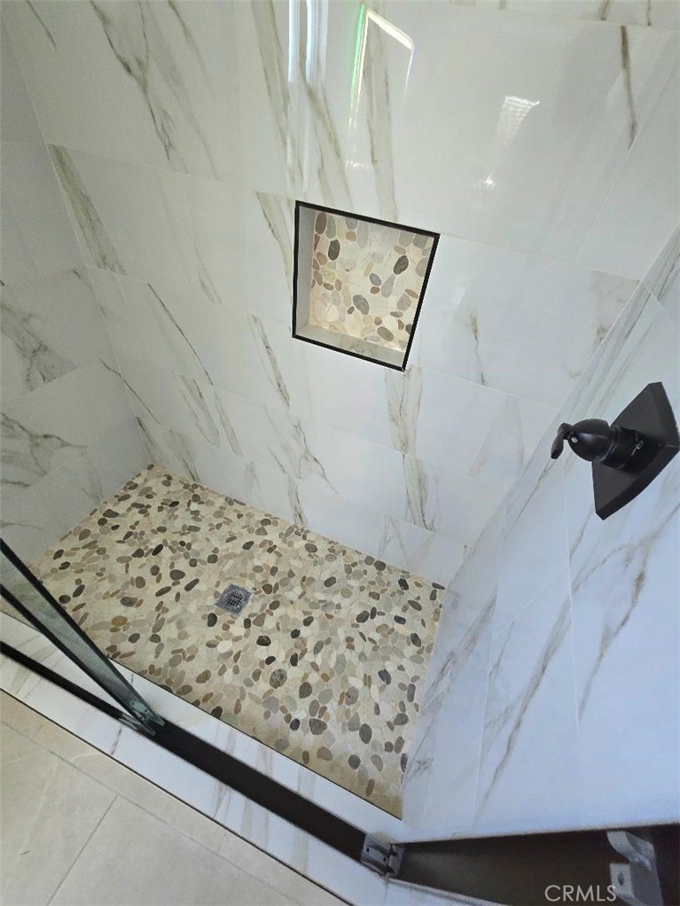 Upgraded Master Bathroom - 21851 Newland St. 43, Huntington Beach CA 92646 - photo 27