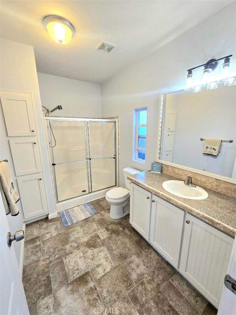 Master bathroom - 21851 Newland St 66, Huntington Beach CA 92646 - photo 38