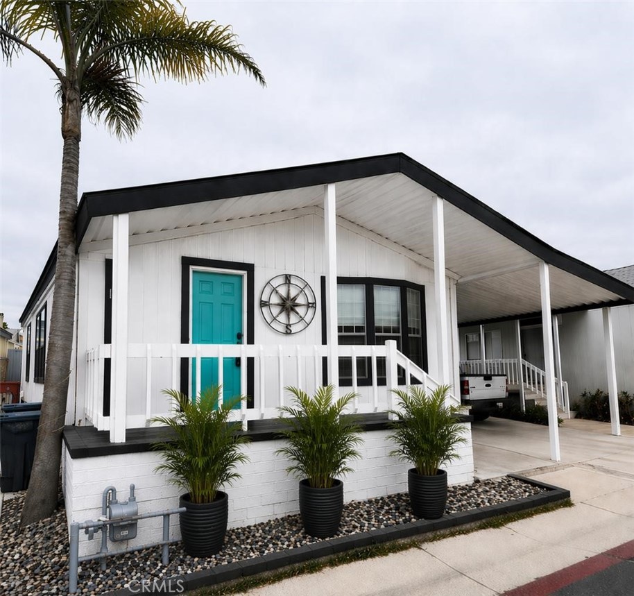 NEW PAINT on ENTIRE HOME - 21851 Newland Street 204, Huntington Beach CA 92646 - photo 1