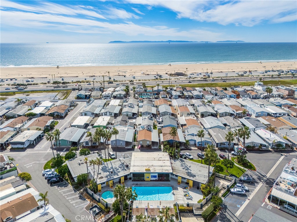 21851 Newland Street 214, Huntington Beach CA 92646 - photo 31