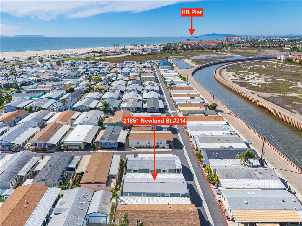 21851 Newland Street 214, Huntington Beach CA 92646 - photo 32