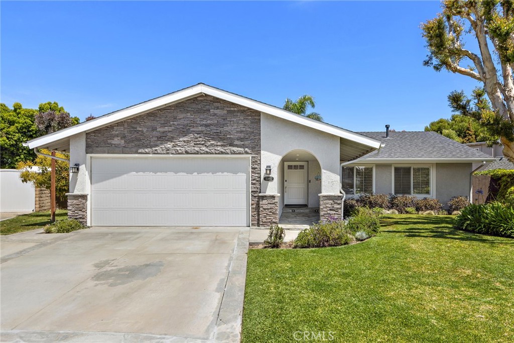 21882 Summer Circle, Huntington Beach CA 92646 - photo 1