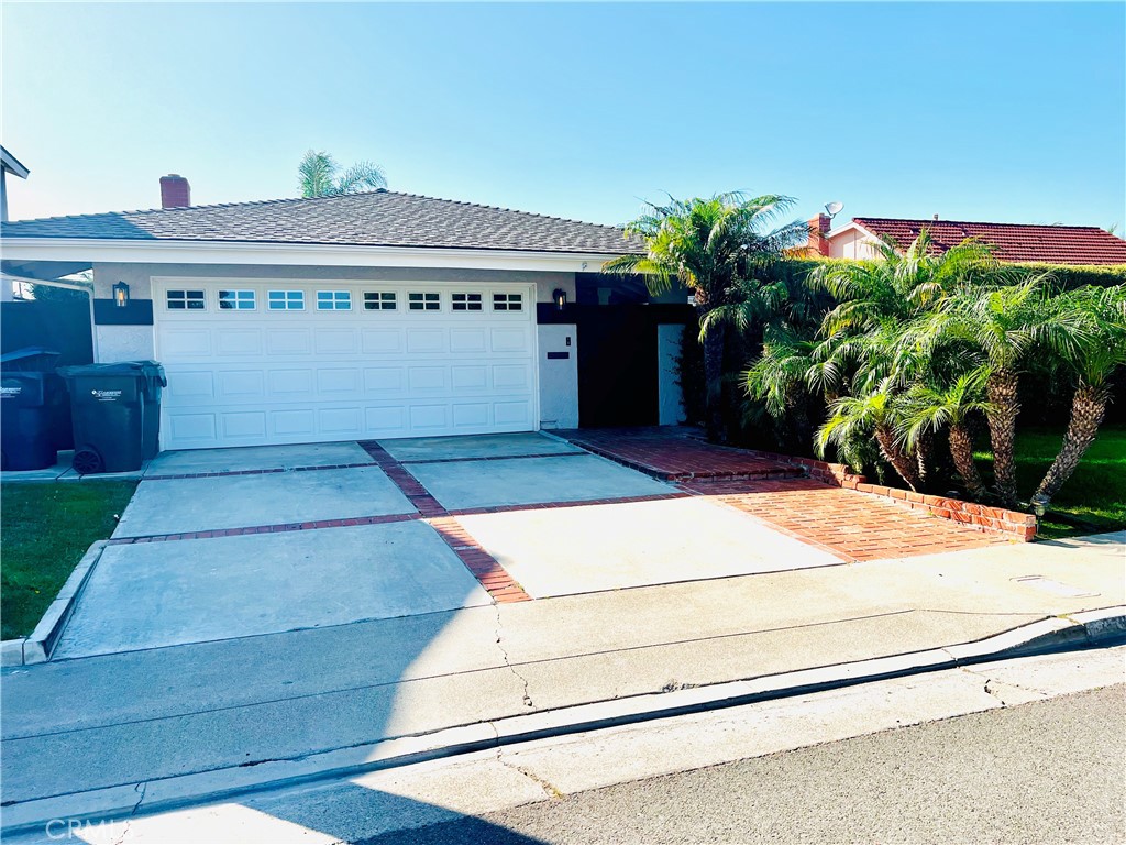 21901 Summer Circle, Huntington Beach CA 92646 - photo 1