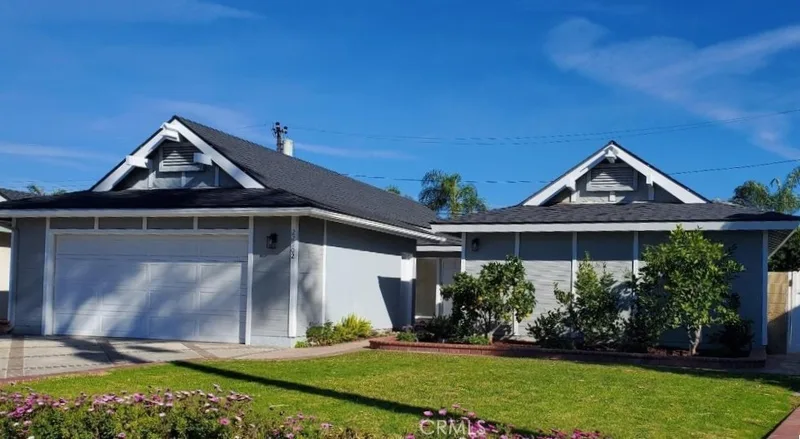 22102 Surfrider Lane, Huntington Beach, CA 92646