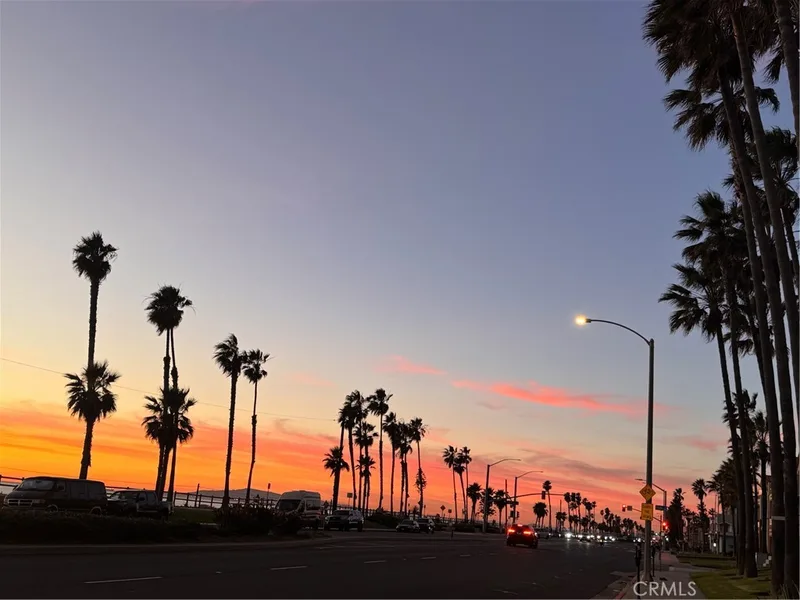 222 20th, Huntington Beach, CA 92648