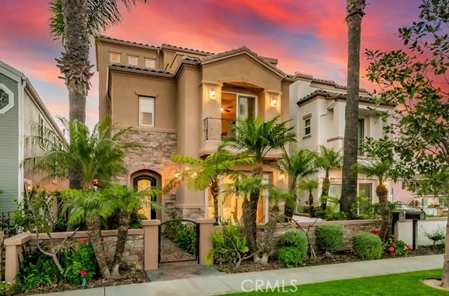 225 11th, Huntington Beach CA 92648 - photo 1