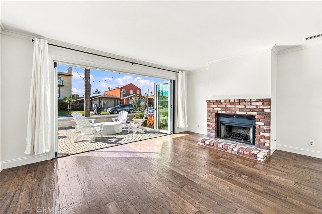 231 Elmira, Huntington Beach CA 92648 - photo 5