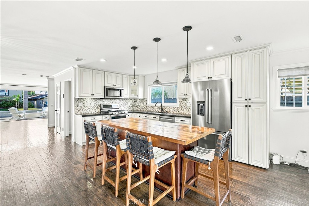 231 Elmira, Huntington Beach CA 92648 - photo 10