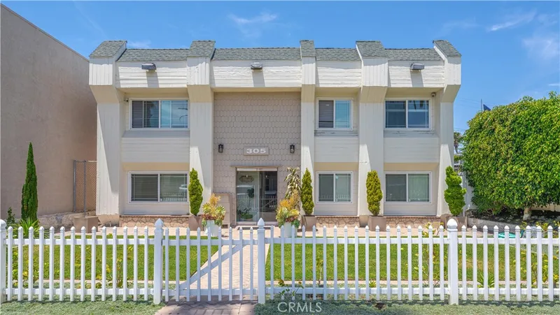 305 17th, Huntington Beach, CA 92648