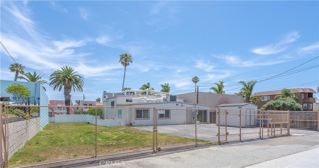 305 17th, Huntington Beach CA 92648 - photo 6