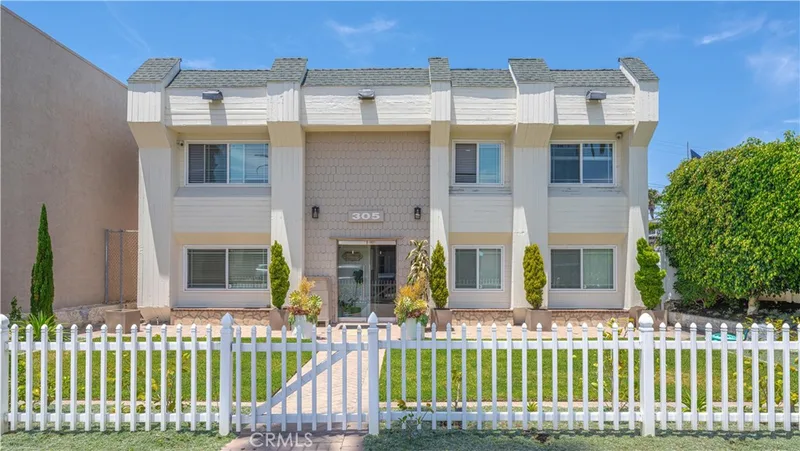 305 17th, Huntington Beach, CA 92648