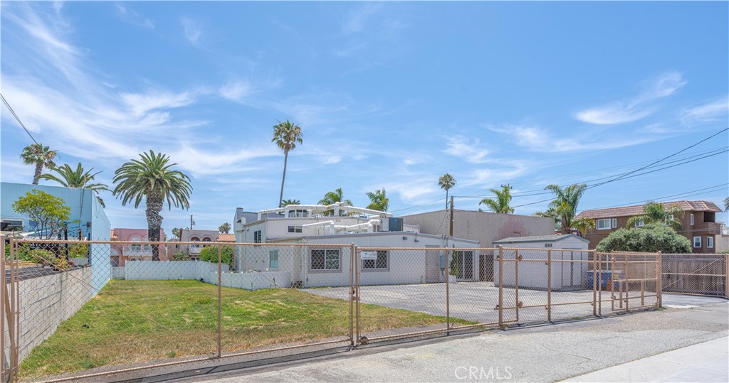 305 17th, Huntington Beach CA 92648 - photo 15