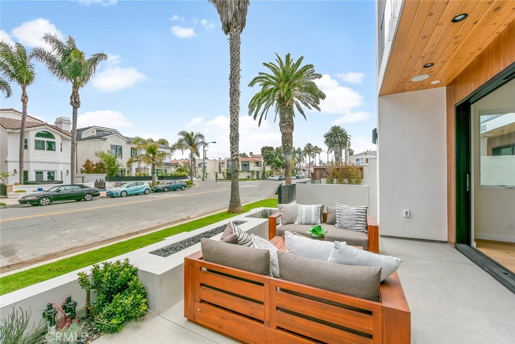 307 14th Street, Huntington Beach CA 92648 - photo 5