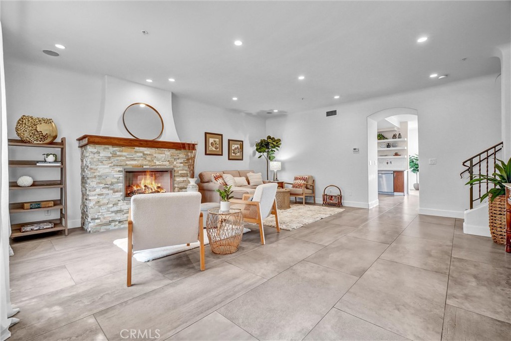 308 5th, Huntington Beach CA 92648 - photo 1