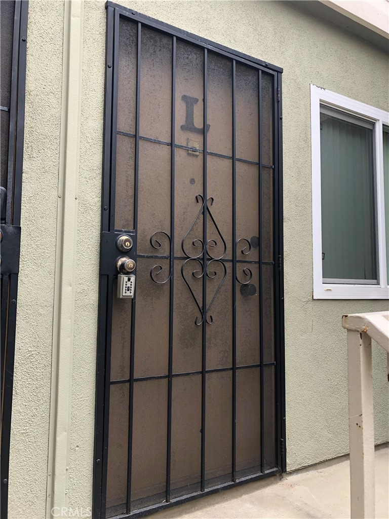 312 10th Street L, Huntington Beach CA 92648 - photo 2