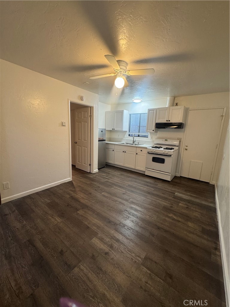 320 14th 4, Huntington Beach CA 92648 - photo 7