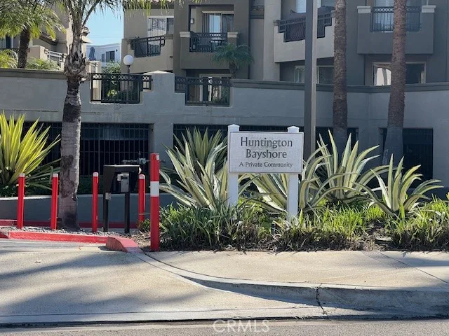 320 Lake, Huntington Beach, CA 92648