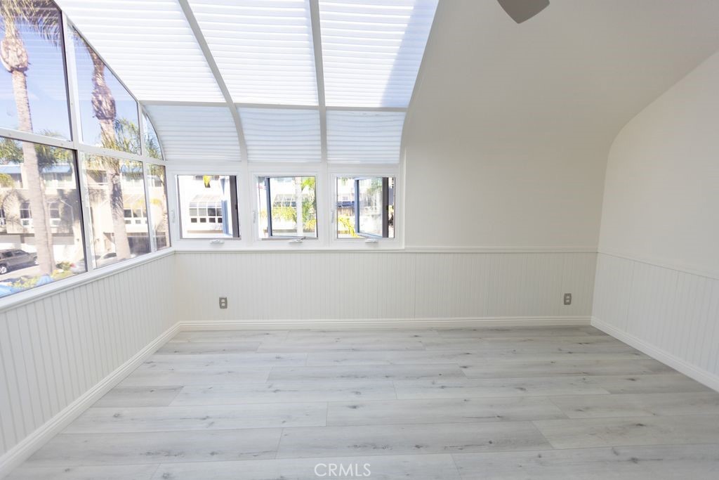 Light and bright - 3393 Tempe, Huntington Beach CA 92649 - photo 17
