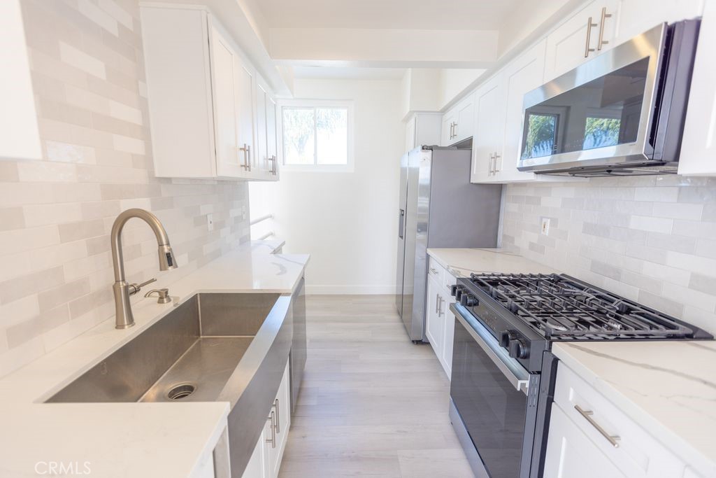 All New! Gas stove - 3393 Tempe, Huntington Beach CA 92649 - photo 25
