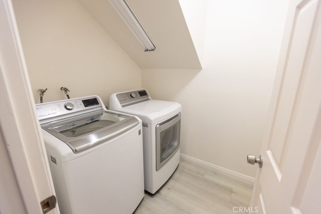 Laundry room - 3393 Tempe, Huntington Beach CA 92649 - photo 30