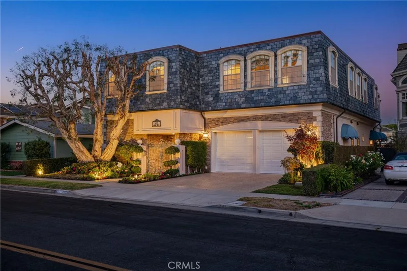 3492 Gilbert, Huntington Beach