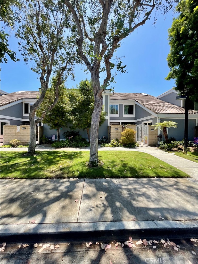 3516 Windspun, Huntington Beach CA 92649 - photo 1