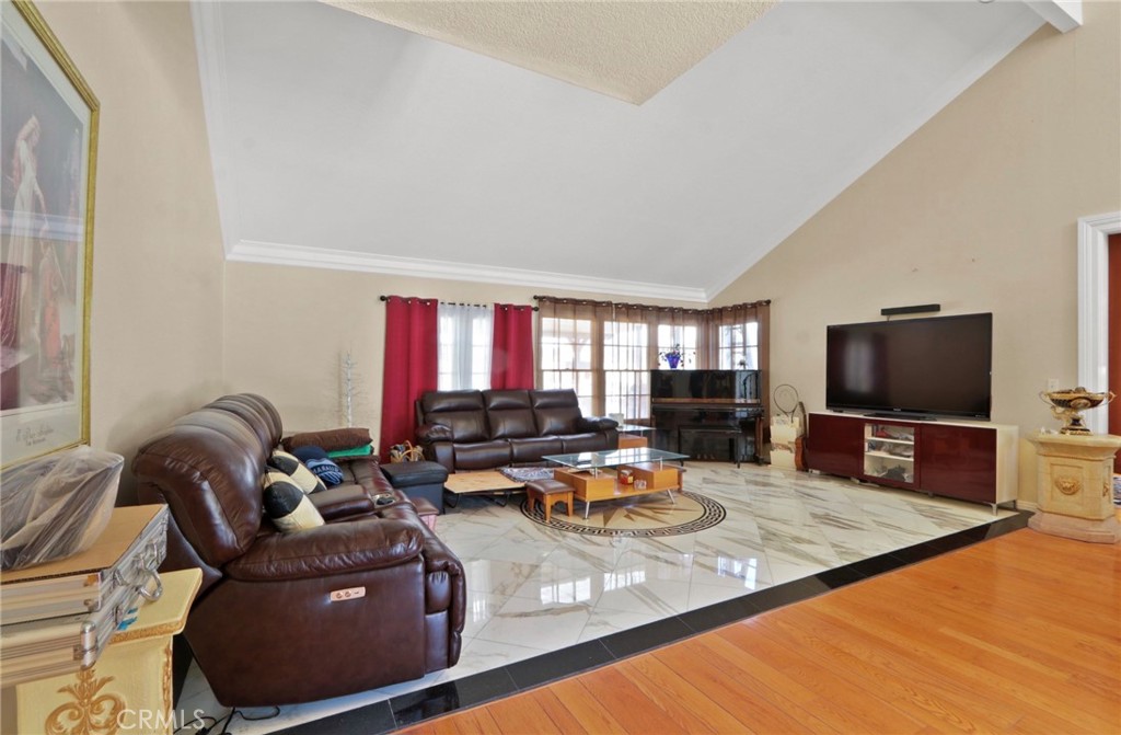 3561 Venture Drive, Huntington Beach CA 92649 - photo 33