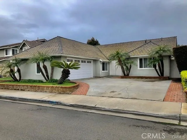 3662 Pirate Circle, Huntington Beach, CA 92649
