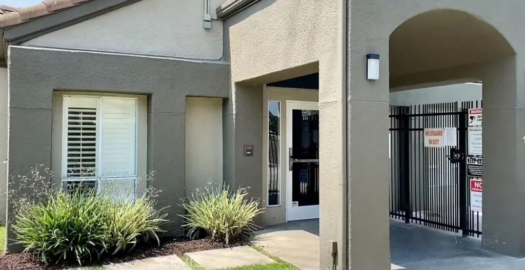 400 Lake Street 103, Huntington Beach CA 92648 - photo 25