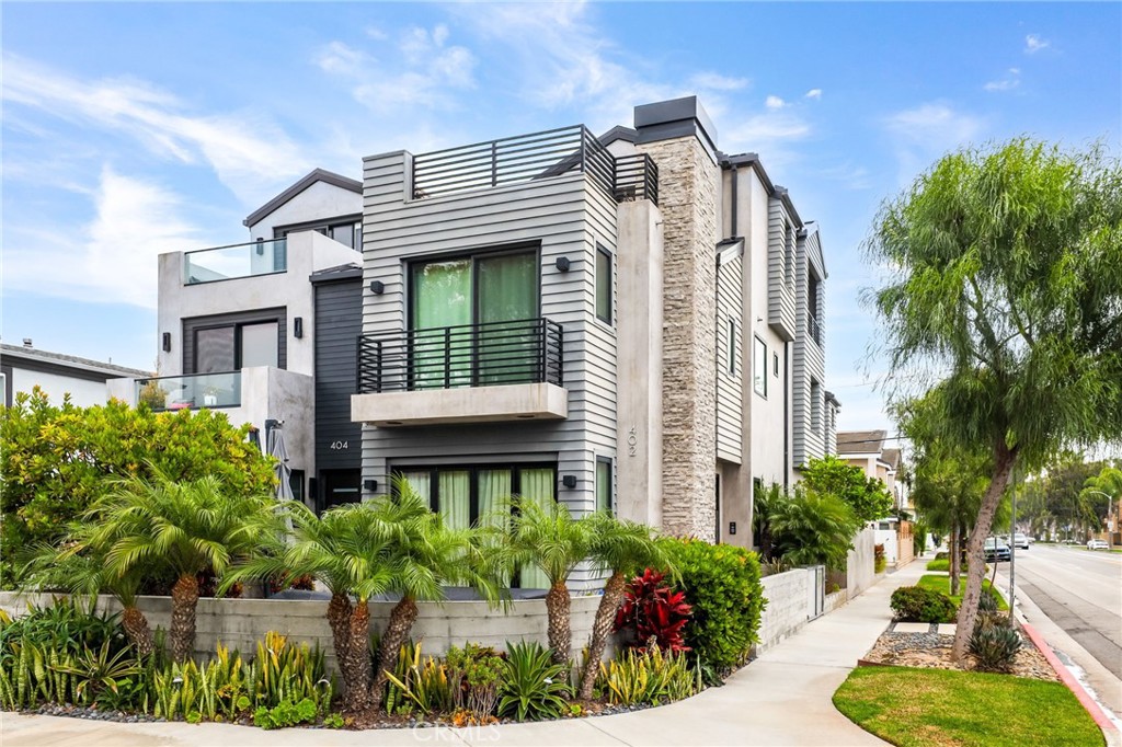 402 10th Street, Huntington Beach CA 92648 - photo 1