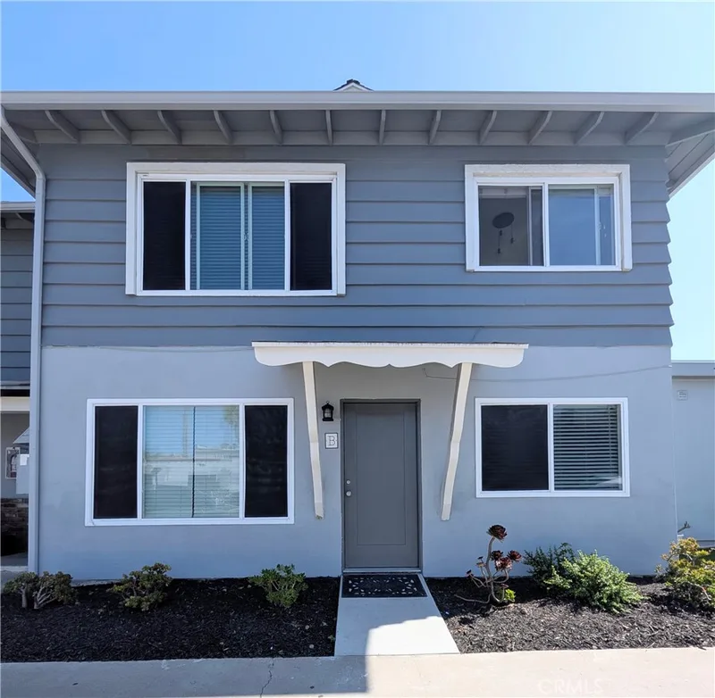 402 13th Street B, Huntington Beach, CA 92648