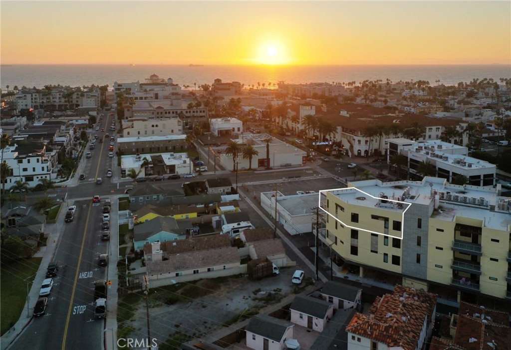 414 Main 400, Huntington Beach CA 92648 - photo 3