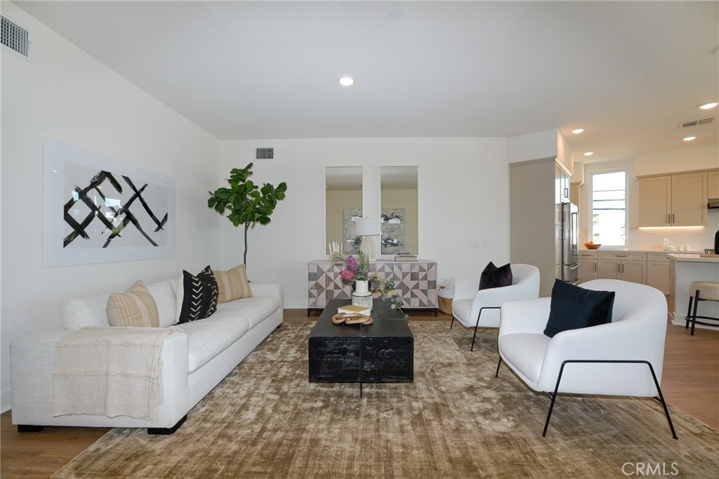 414 Main 400, Huntington Beach CA 92648 - photo 7