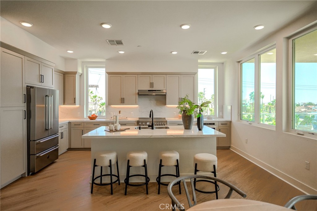 414 Main 400, Huntington Beach CA 92648 - photo 8