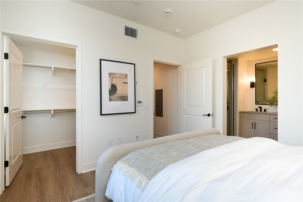 414 Main 400, Huntington Beach CA 92648 - photo 25