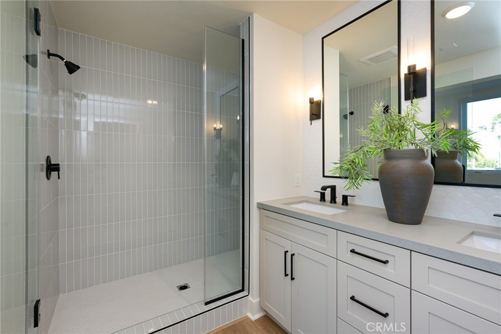414 Main 400, Huntington Beach CA 92648 - photo 27