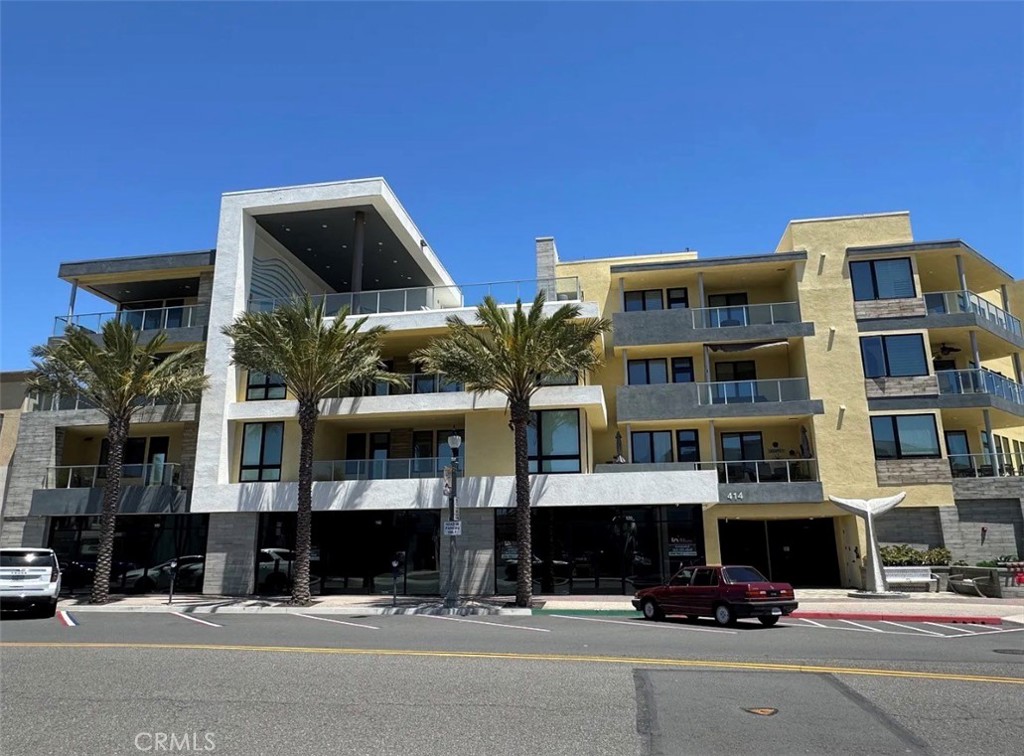 414 Main St Unit 210, Huntington Beach CA 92648 - photo 1
