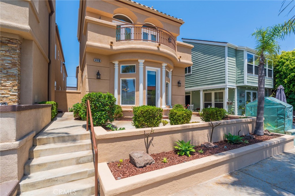 415 21st, Huntington Beach CA 92648 - photo 1