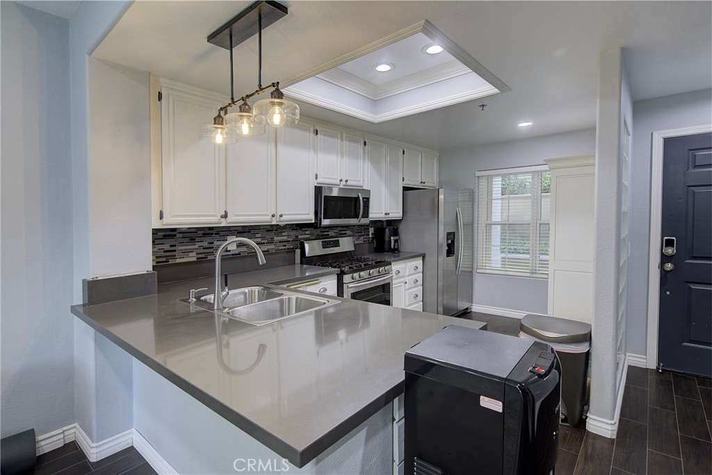 415 Townsquare 126, Huntington Beach CA 92648 - photo 10