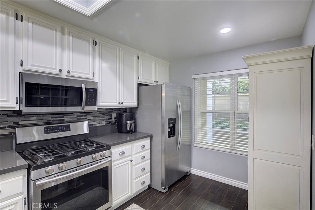 415 Townsquare 126, Huntington Beach CA 92648 - photo 12