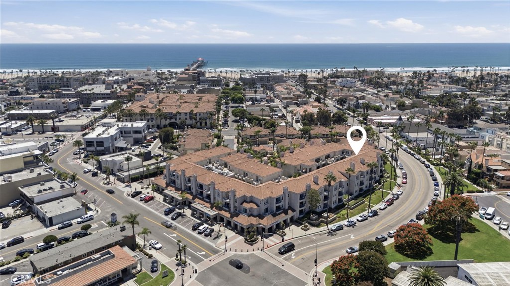 415 Townsquare Lane, Huntington Beach CA 92648 - photo 1