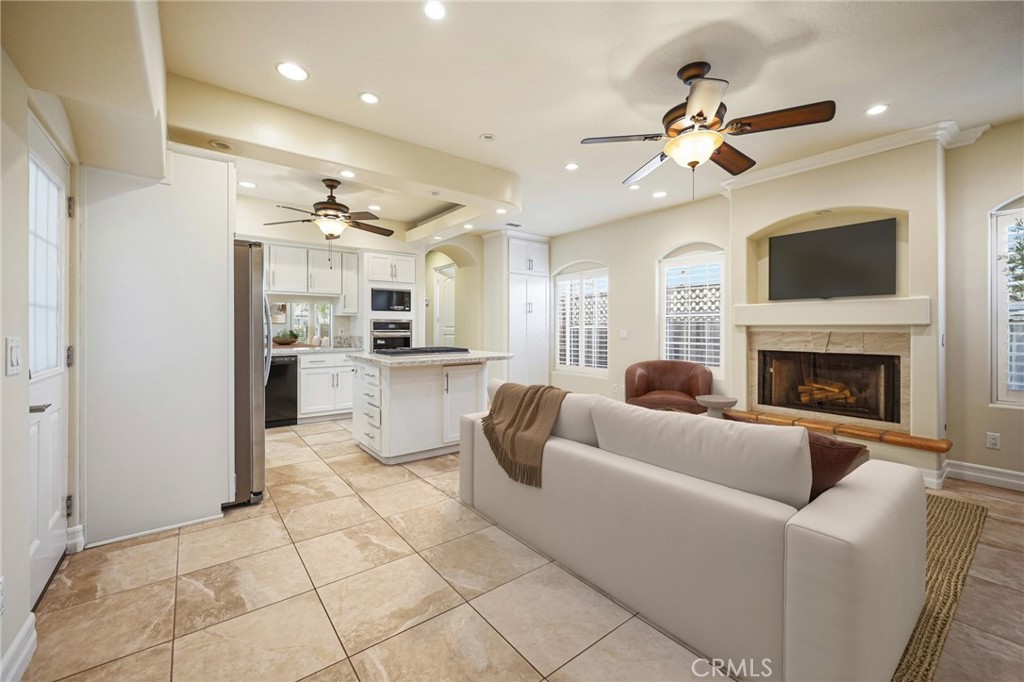 416 9th, Huntington Beach CA 92648 - photo 3